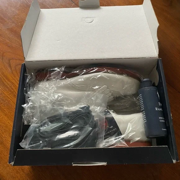 NIB POLO RALPH LAUREN WOMEN’s GOLF SHOES SIZE 8.5 - Picture 9 of 10